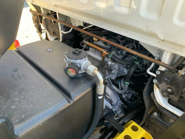 Nissan Cabstar 4x2 Ruthmann Steiger TB 270 - مصاعد الازدهار محمولة على شاحنة: صور 4 Nissan Cabstar 4x2 Ruthmann Steiger TB 270 - مصاعد الازدهار محمولة على شاحنة: صور 4
