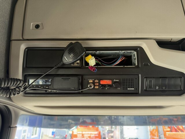 Scania G450 XT 4x4 Euro 6 SZM Kipphydraulik Blatt/ Luft - شاحنة جرار: صور 4 Scania G450 XT 4x4 Euro 6 SZM Kipphydraulik Blatt/ Luft - شاحنة جرار: صور 4