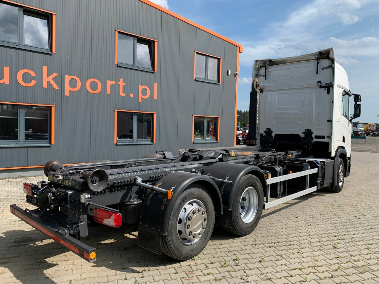 Scania R450 6x2 Abrollkipper MEILLER*Lenkachse Retarder - شاحنة ذات الخطاف: صور 5 Scania R450 6x2 Abrollkipper MEILLER*Lenkachse Retarder - شاحنة ذات الخطاف: صور 5