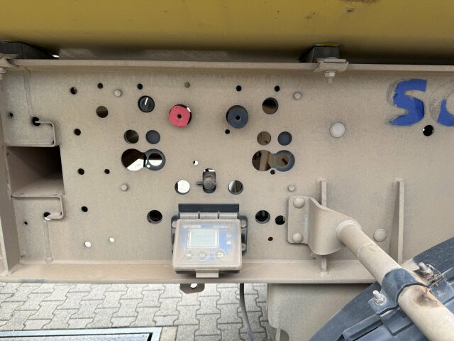 Schmitz Cargobull Cargobull CARGOBULL SKI 24 SL 7.2 - قلابة نصف مقطورة: صور 4 Schmitz Cargobull Cargobull CARGOBULL SKI 24 SL 7.2 - قلابة نصف مقطورة: صور 4