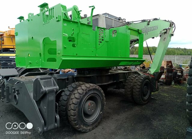 Sennebogen 818-E Umschlagbagger - 83 Ton - mit Greifer - حفارة على عجلات: صور 3 Sennebogen 818-E Umschlagbagger - 83 Ton - mit Greifer - حفارة على عجلات: صور 3