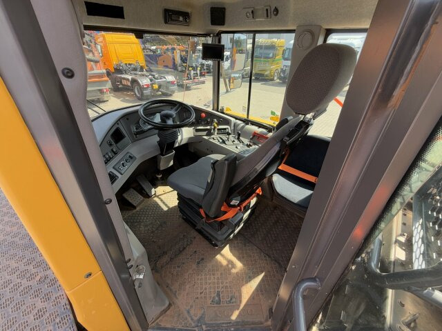 Volvo A25G Dumper 10.066 h Baujahr 2021 - آلات البناء: صور 5 Volvo A25G Dumper 10.066 h Baujahr 2021 - آلات البناء: صور 5