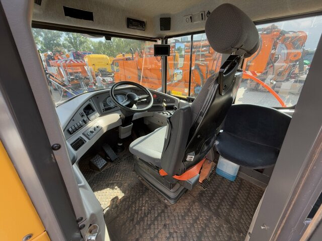 Volvo A25G Dumper 9.722 h Baujahr 2021 - آلات البناء: صور 5 Volvo A25G Dumper 9.722 h Baujahr 2021 - آلات البناء: صور 5