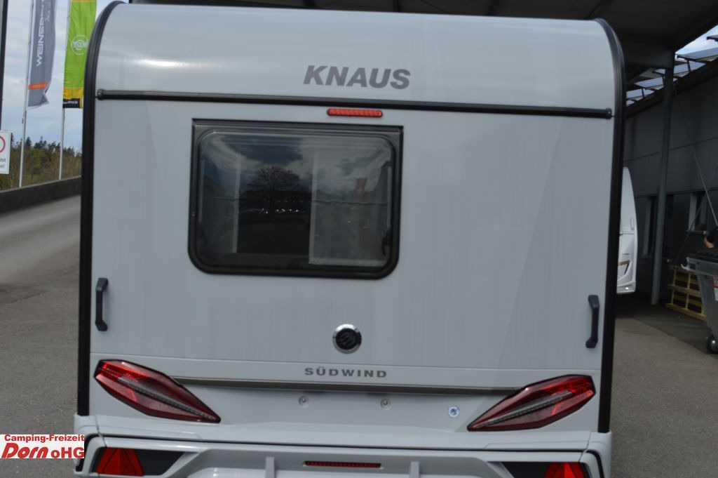 Knaus Südwind 500 UF 60 YEARS Alde Warmwasserheizung - كرفان سحب: صور 3 Knaus Südwind 500 UF 60 YEARS Alde Warmwasserheizung - كرفان سحب: صور 3