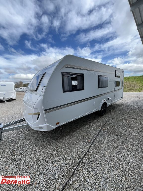Weinsberg CaraOne 550 QDK Deckenschränke Weinsberg CaraOne 550 QDK Deckenschränke - كرفان سحب: صور 5 Weinsberg CaraOne 550 QDK Deckenschränke Weinsberg CaraOne 550 QDK Deckenschränke - كرفان سحب: صور 5
