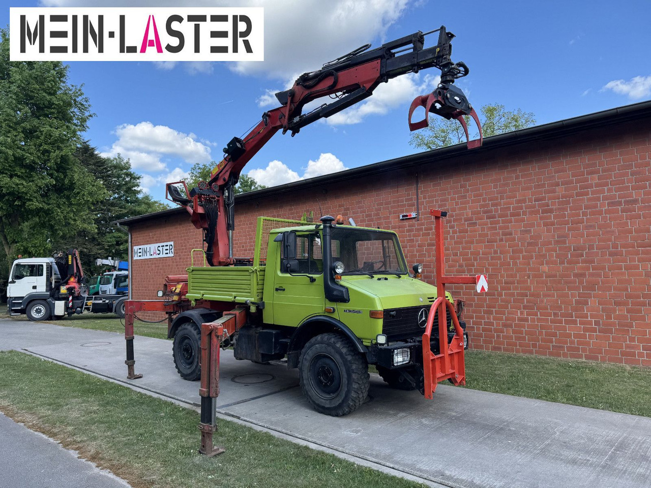 Unimog U 1650 PK 10500 Kran 15 m max. 3,9 t Seilwinde - شاحنة كرين: صور 1 Unimog U 1650 PK 10500 Kran 15 m max. 3,9 t Seilwinde - شاحنة كرين: صور 1