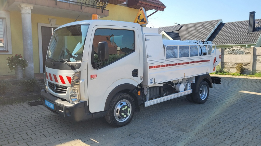 Renault Maxity 140dxi Kanalreiniger COMBI CLEANER VAACUM Hydrocureur - فراغ شاحنة: صور 2 Renault Maxity 140dxi Kanalreiniger COMBI CLEANER VAACUM Hydrocureur - فراغ شاحنة: صور 2