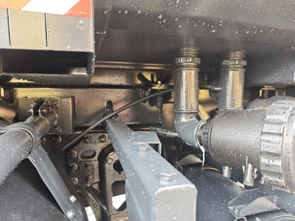 شاحنة القمامة Renault Midlum 270dxi Myjka Container washer TECME: صور 27 شاحنة القمامة Renault Midlum 270dxi Myjka Container washer TECME: صور 27