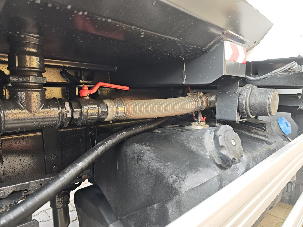 شاحنة القمامة Renault Midlum 270dxi Myjka Container washer TECME: صور 28 شاحنة القمامة Renault Midlum 270dxi Myjka Container washer TECME: صور 28