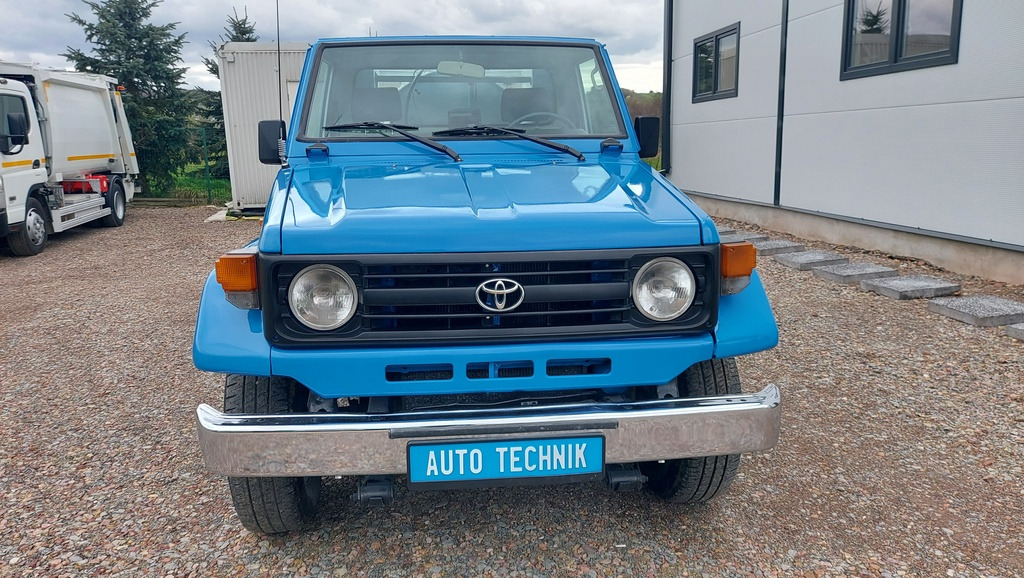 Toyota Land Cruiser COMBI HYDRO CLEANER Mini Combine - فراغ شاحنة: صور 4 Toyota Land Cruiser COMBI HYDRO CLEANER Mini Combine - فراغ شاحنة: صور 4