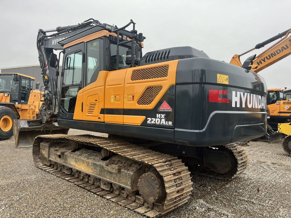 Hyundai HX220AL - حفارات زحافة: صور 4 Hyundai HX220AL - حفارات زحافة: صور 4