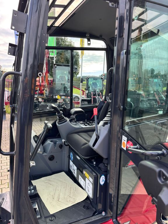Yanmar SV 15VT - حفارة مصغرة: صور 5 Yanmar SV 15VT - حفارة مصغرة: صور 5