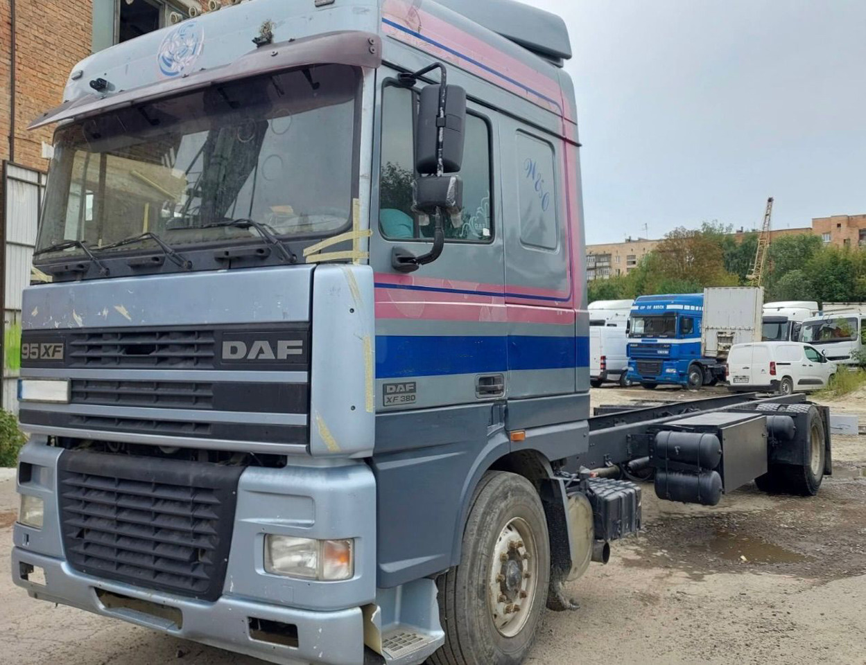 DAF 95XF380 - الشاسيه شاحنة: صور 2 DAF 95XF380 - الشاسيه شاحنة: صور 2