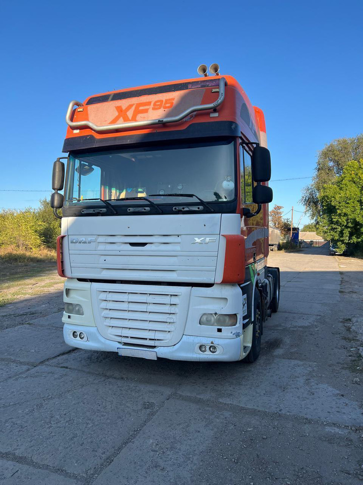 DAF XF95.430 ID1656S - شاحنة جرار: صور 2 DAF XF95.430 ID1656S - شاحنة جرار: صور 2