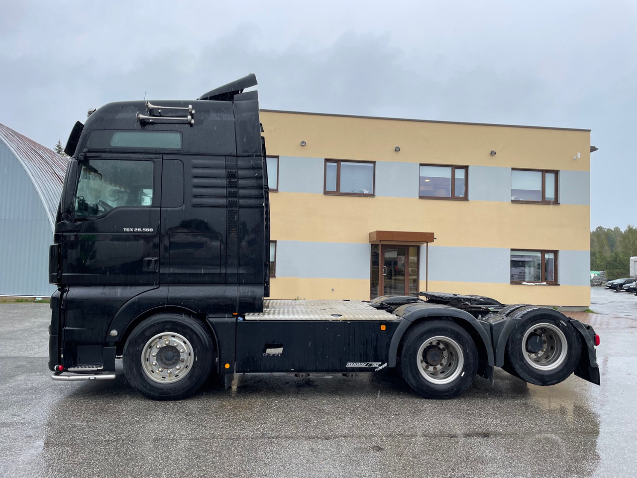 MAN TGX 28.560 - شاحنة جرار: صور 4 MAN TGX 28.560 - شاحنة جرار: صور 4