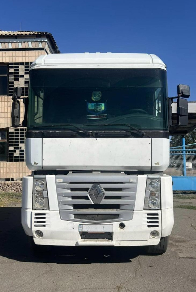 RENAULT Magnum 440 ID1576S - شاحنة جرار: صور 2 RENAULT Magnum 440 ID1576S - شاحنة جرار: صور 2