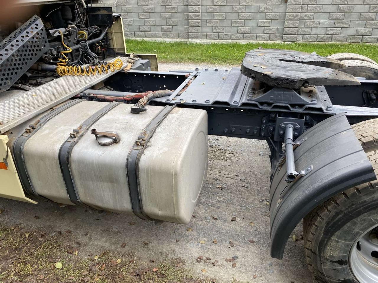 RENAULT Magnum 440 ID1653 - شاحنة جرار: صور 4 RENAULT Magnum 440 ID1653 - شاحنة جرار: صور 4