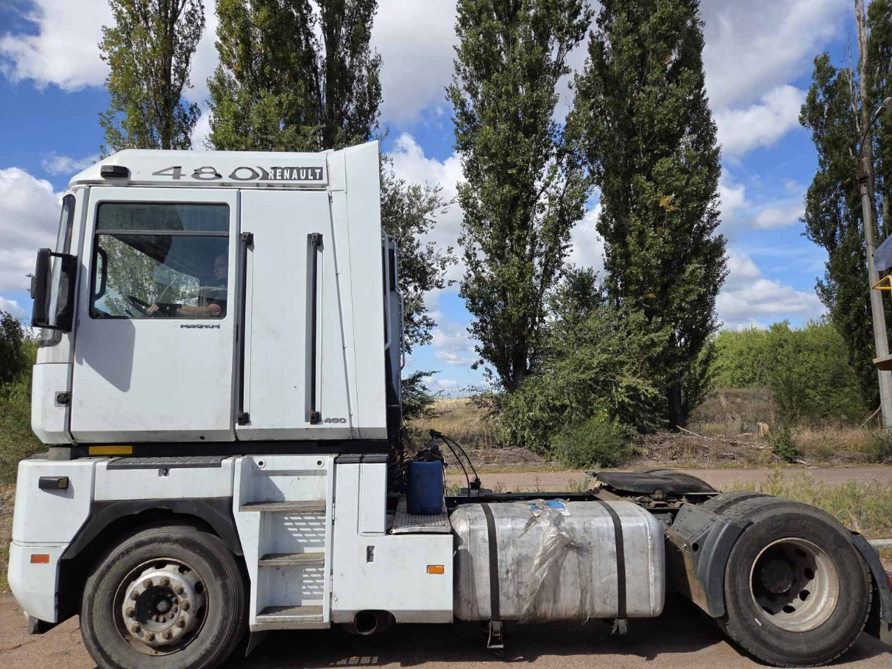 RENAULT Magnum 480 - شاحنة جرار: صور 3 RENAULT Magnum 480 - شاحنة جرار: صور 3