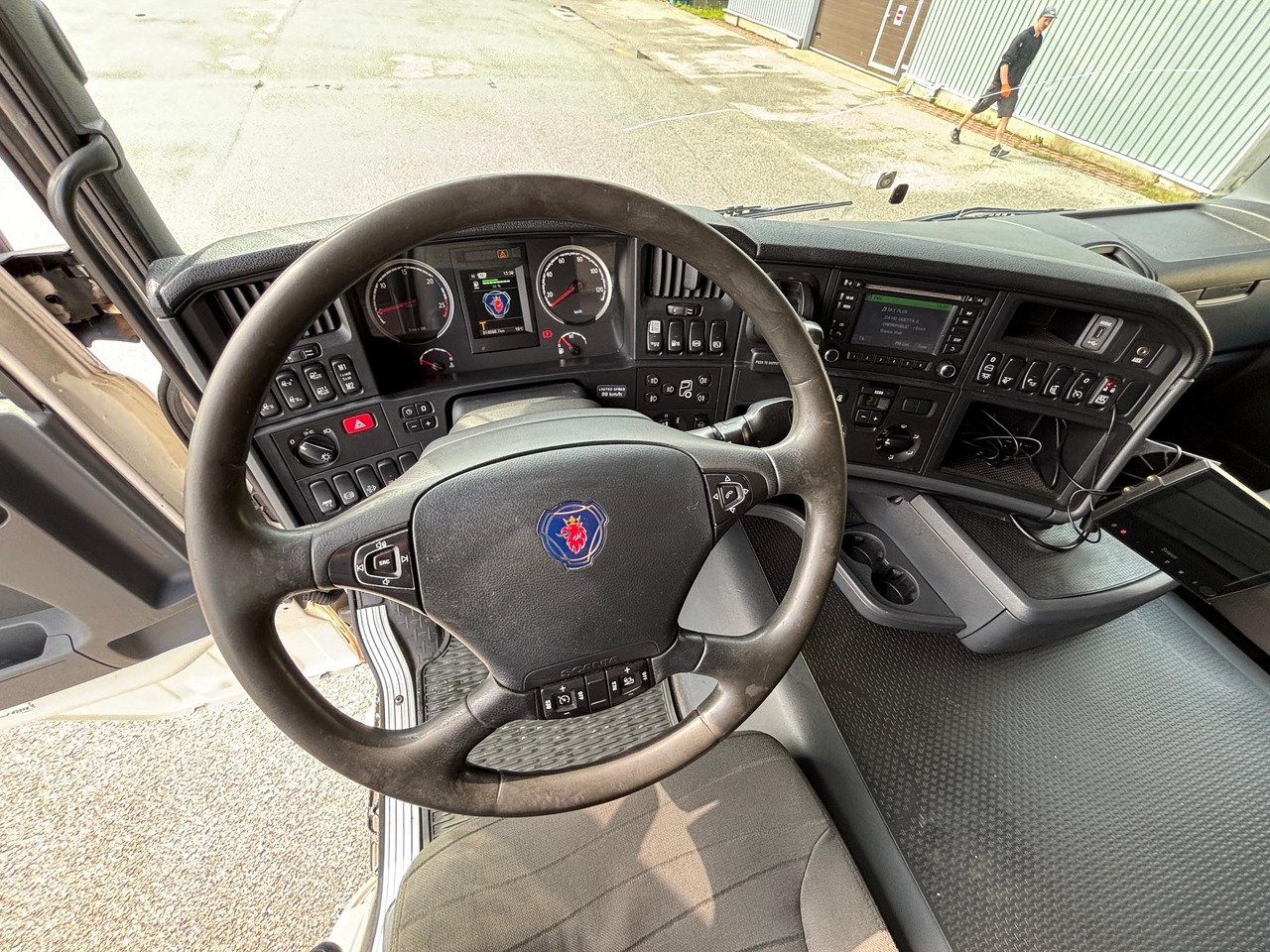 مبردة شاحنة SCANIA G490: صور 14 مبردة شاحنة SCANIA G490: صور 14