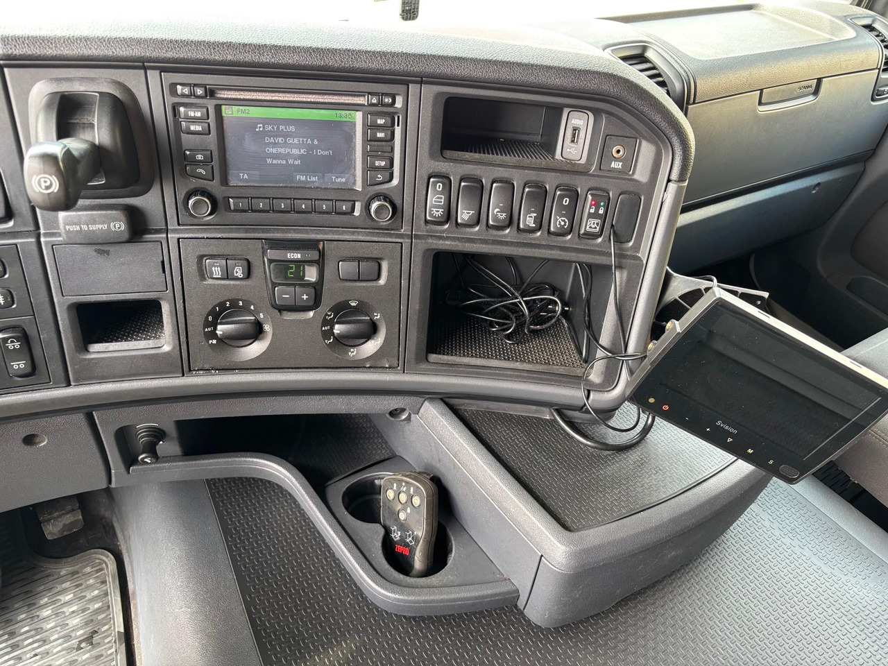 مبردة شاحنة SCANIA G490: صور 16 مبردة شاحنة SCANIA G490: صور 16