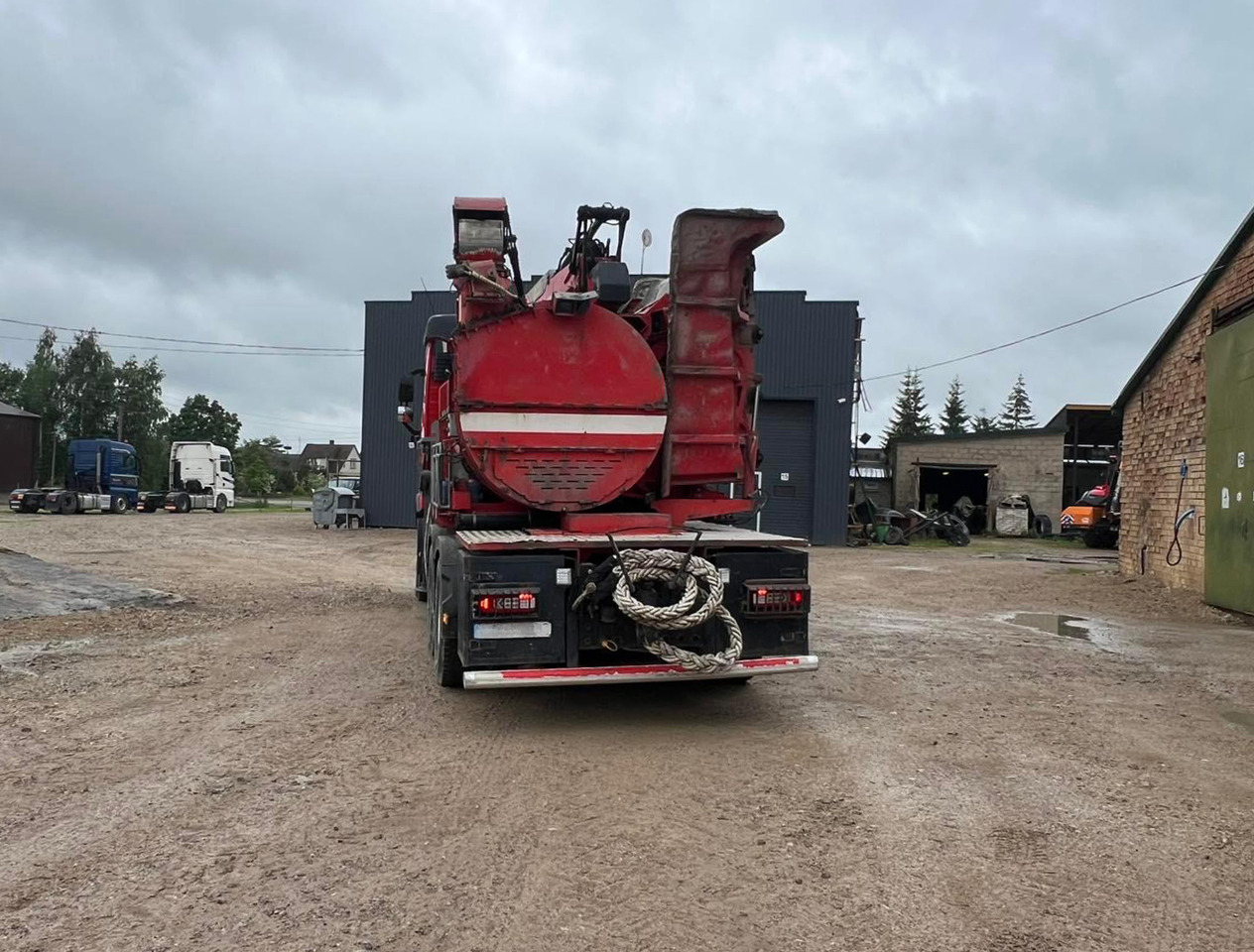 ماكينة تقطيع الأغصان VOLVO FH16.550: صور 7