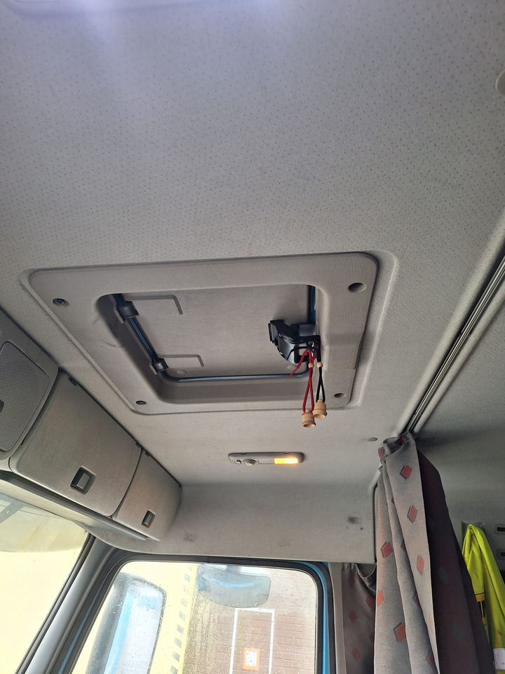 VOLVO FM12.380 - شاحنة: صور 4 VOLVO FM12.380 - شاحنة: صور 4