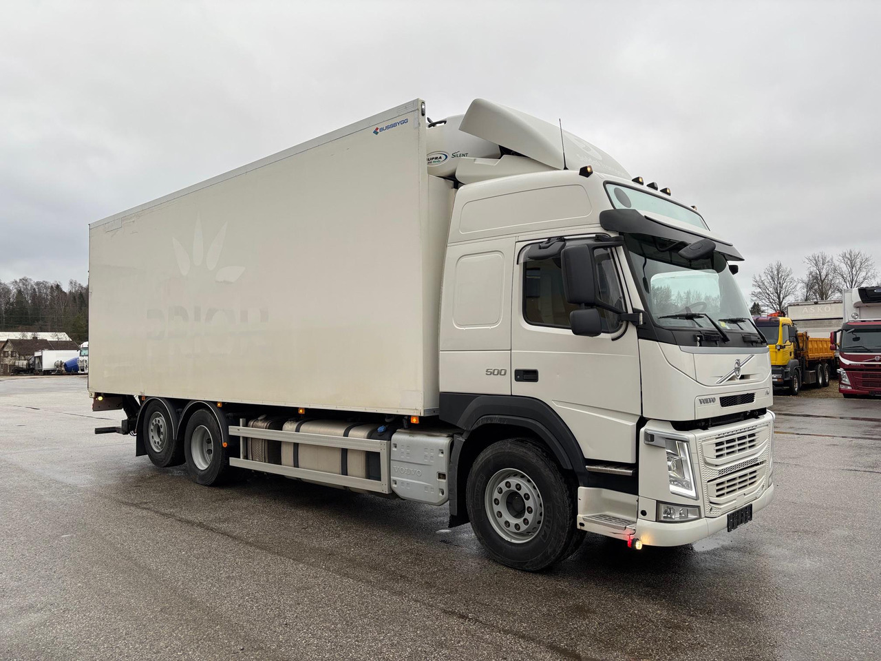 VOLVO FM500 - مبردة شاحنة: صور 1 VOLVO FM500 - مبردة شاحنة: صور 1