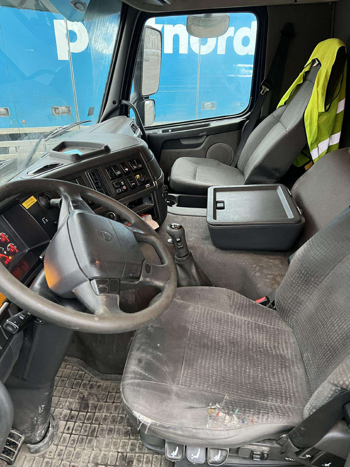 بصندوق مغلق شاحنة VOLVO FM9.260: صور 12 بصندوق مغلق شاحنة VOLVO FM9.260: صور 12
