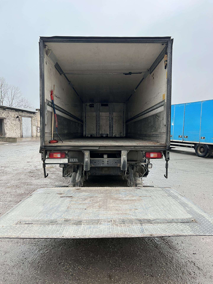 بصندوق مغلق شاحنة VOLVO FM9.260: صور 11 بصندوق مغلق شاحنة VOLVO FM9.260: صور 11