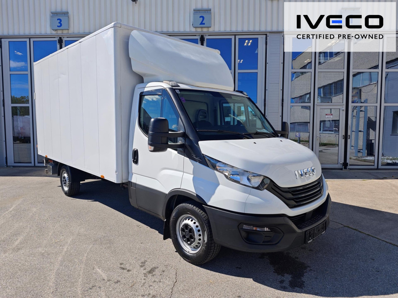IVECO Koffr-LBW - الشاحنات الصغيرة صندوق مغلق: صور 5 IVECO Koffr-LBW - الشاحنات الصغيرة صندوق مغلق: صور 5