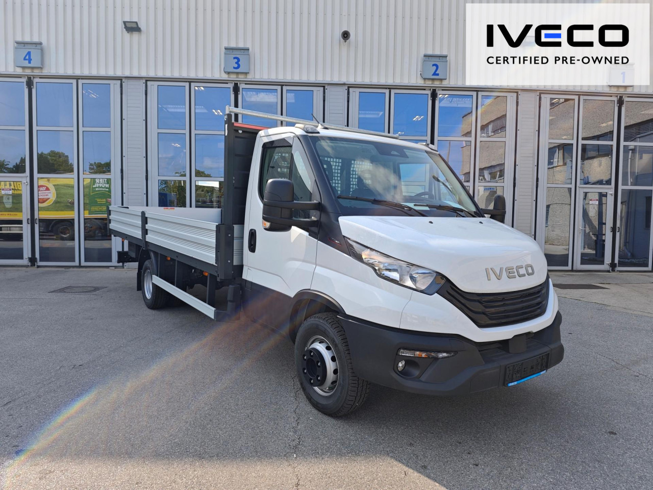 IVECO Pritsche - شاحنات مسطحة: صور 5 IVECO Pritsche - شاحنات مسطحة: صور 5