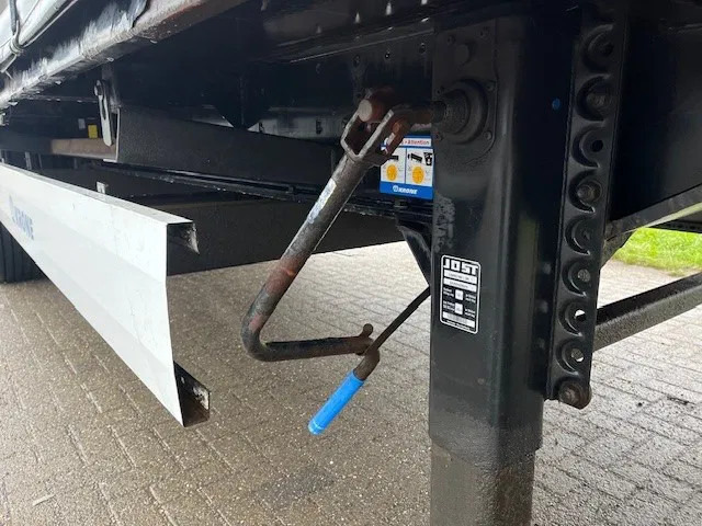 Krone 10x XL Krone mega vario schuifzeil trailer Duits kenteken - بصندوق مغلق نصف مقطورة: صور 5 Krone 10x XL Krone mega vario schuifzeil trailer Duits kenteken - بصندوق مغلق نصف مقطورة: صور 5