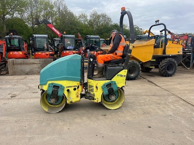 Ammann AXR 12 - مدحلة الأسفلت: صور 5 Ammann AXR 12 - مدحلة الأسفلت: صور 5
