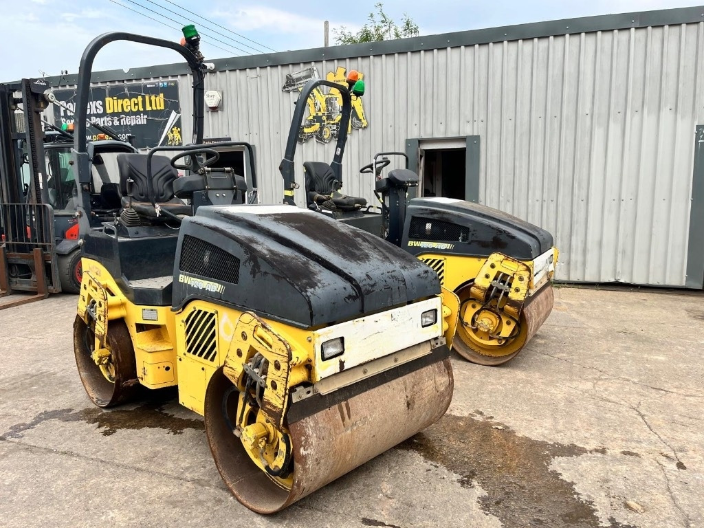 Bomag BW 120 AD-4 - مدحلة الأسفلت: صور 3 Bomag BW 120 AD-4 - مدحلة الأسفلت: صور 3