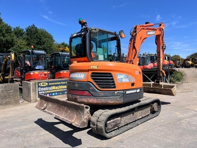 Doosan DX 63-3 - حفارة مصغرة: صور 2 Doosan DX 63-3 - حفارة مصغرة: صور 2