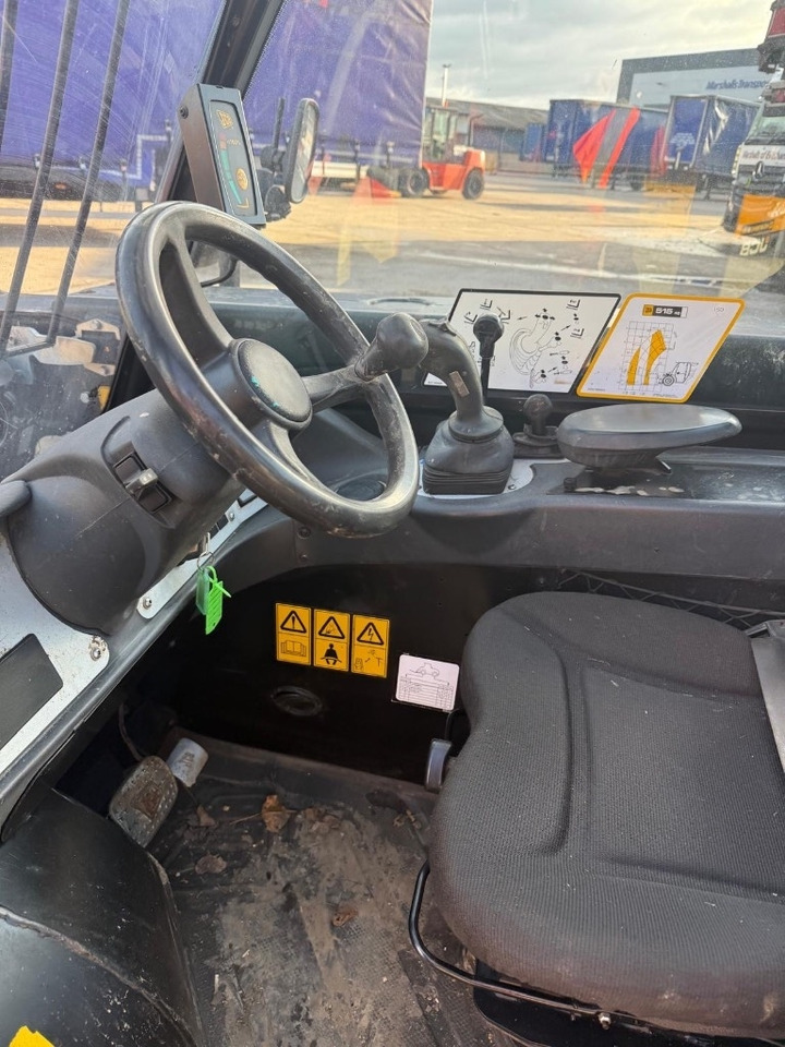 رافعة تلسكوبية JCB 515-40: صور 9 رافعة تلسكوبية JCB 515-40: صور 9