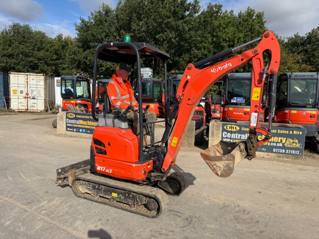Kubota U 17-3  - حفارة مصغرة: صور 2 Kubota U 17-3  - حفارة مصغرة: صور 2