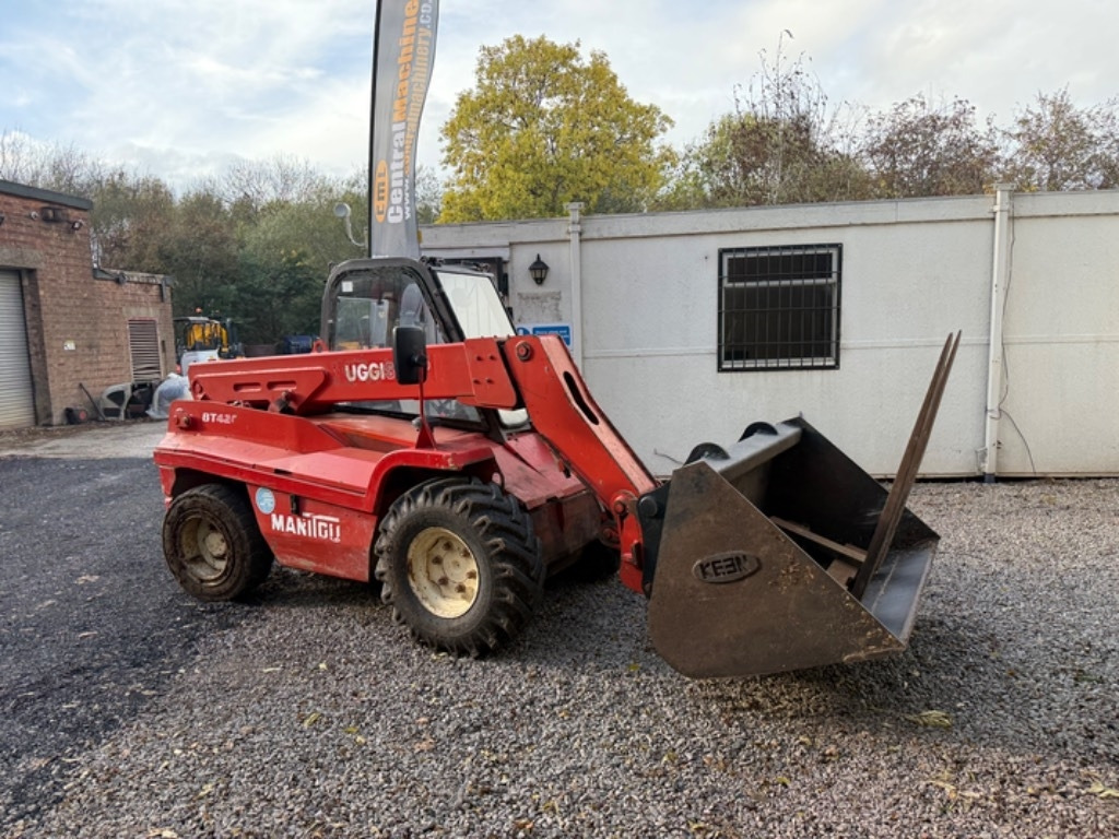 Manitou BT 420 - رافعة تلسكوبية: صور 3 Manitou BT 420 - رافعة تلسكوبية: صور 3