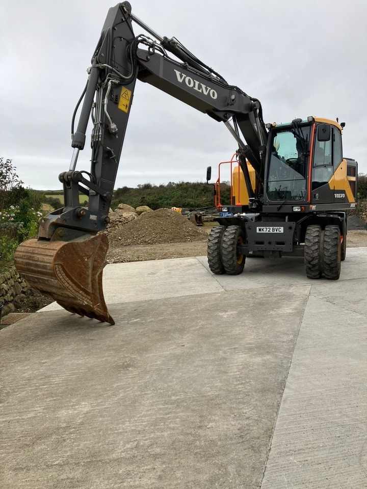 Volvo EWR 150 E  - حفارة على عجلات: صور 5 Volvo EWR 150 E  - حفارة على عجلات: صور 5