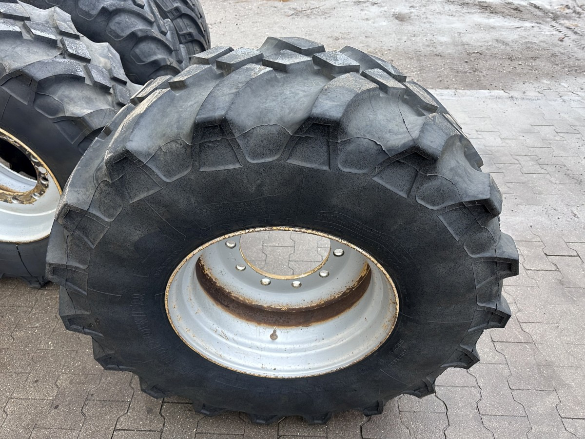 الإطارات - حفارة على عجلات MITAS 445 / 65 R 22.5 Kompletträder - Complet tires: صور 7 الإطارات - حفارة على عجلات MITAS 445 / 65 R 22.5 Kompletträder - Complet tires: صور 7