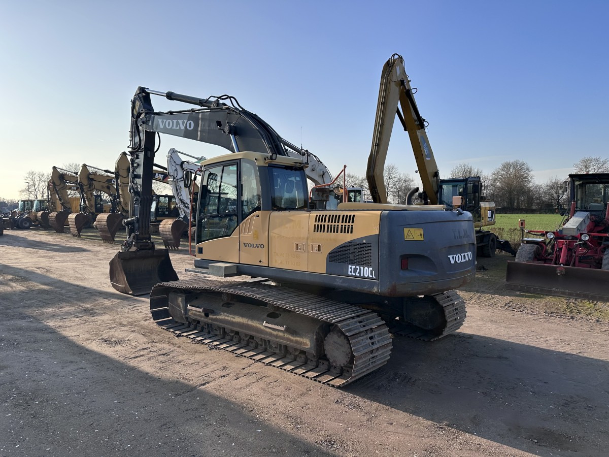 VOLVO EC 210 CL Deutsche Maschine! Top !!! - حفارة: صور 5 VOLVO EC 210 CL Deutsche Maschine! Top !!! - حفارة: صور 5