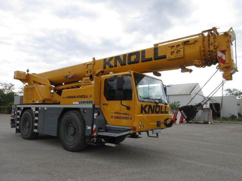 Liebherr LTM 1040-2.1 - رافعة لجميع التضاريس: صور 4 Liebherr LTM 1040-2.1 - رافعة لجميع التضاريس: صور 4