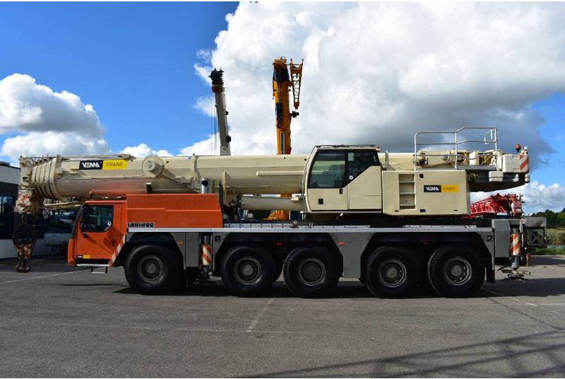 Liebherr LTM 1160-5.1 - رافعة لجميع التضاريس: صور 1 Liebherr LTM 1160-5.1 - رافعة لجميع التضاريس: صور 1
