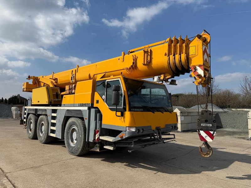 Liebherr LTM1055/1 - رافعة لجميع التضاريس: صور 2 Liebherr LTM1055/1 - رافعة لجميع التضاريس: صور 2