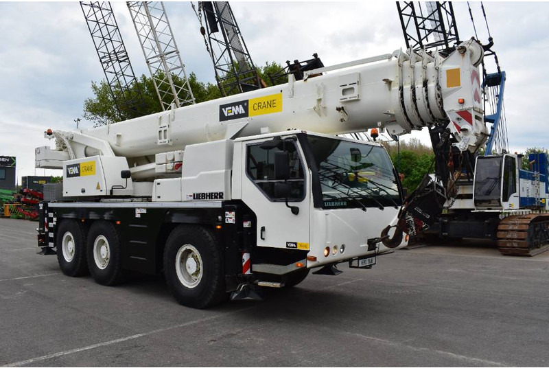 Liebherr LTM1055-3.2 - رافعة لجميع التضاريس: صور 4 Liebherr LTM1055-3.2 - رافعة لجميع التضاريس: صور 4