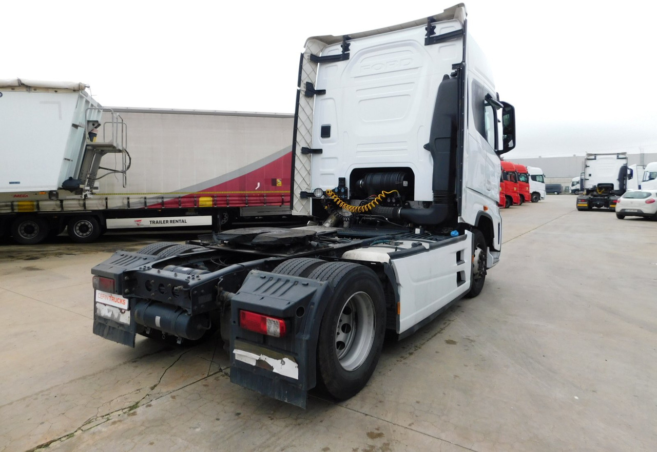 Ford F max 4x2 scab e6 12s2620 - شاحنة جرار: صور 3 Ford F max 4x2 scab e6 12s2620 - شاحنة جرار: صور 3