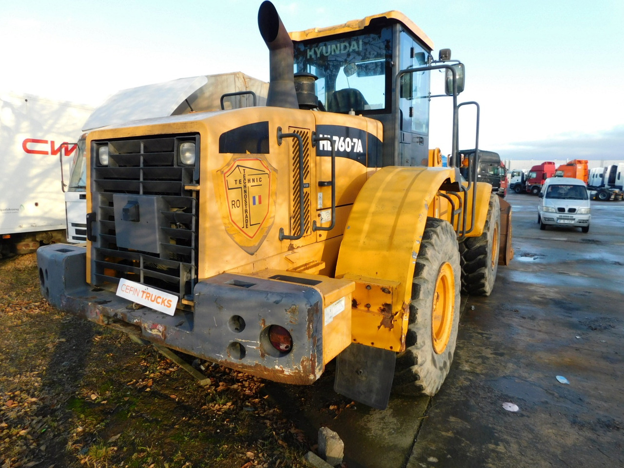 Hyundai Echipament incarcator frontal hl 760 7a - اللودر بعجل: صور 5 Hyundai Echipament incarcator frontal hl 760 7a - اللودر بعجل: صور 5