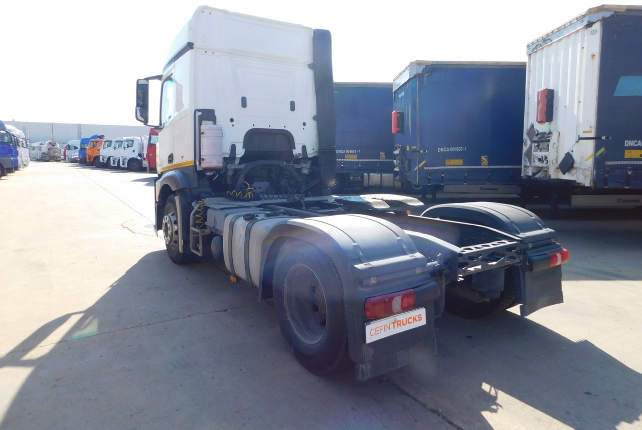 Mercedes Actros 1840 - شاحنة جرار: صور 4 Mercedes Actros 1840 - شاحنة جرار: صور 4