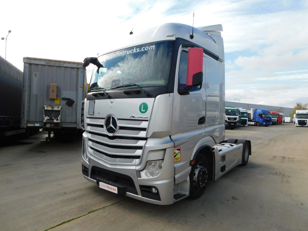 Mercedes Actros - شاحنة جرار: صور 1 Mercedes Actros - شاحنة جرار: صور 1