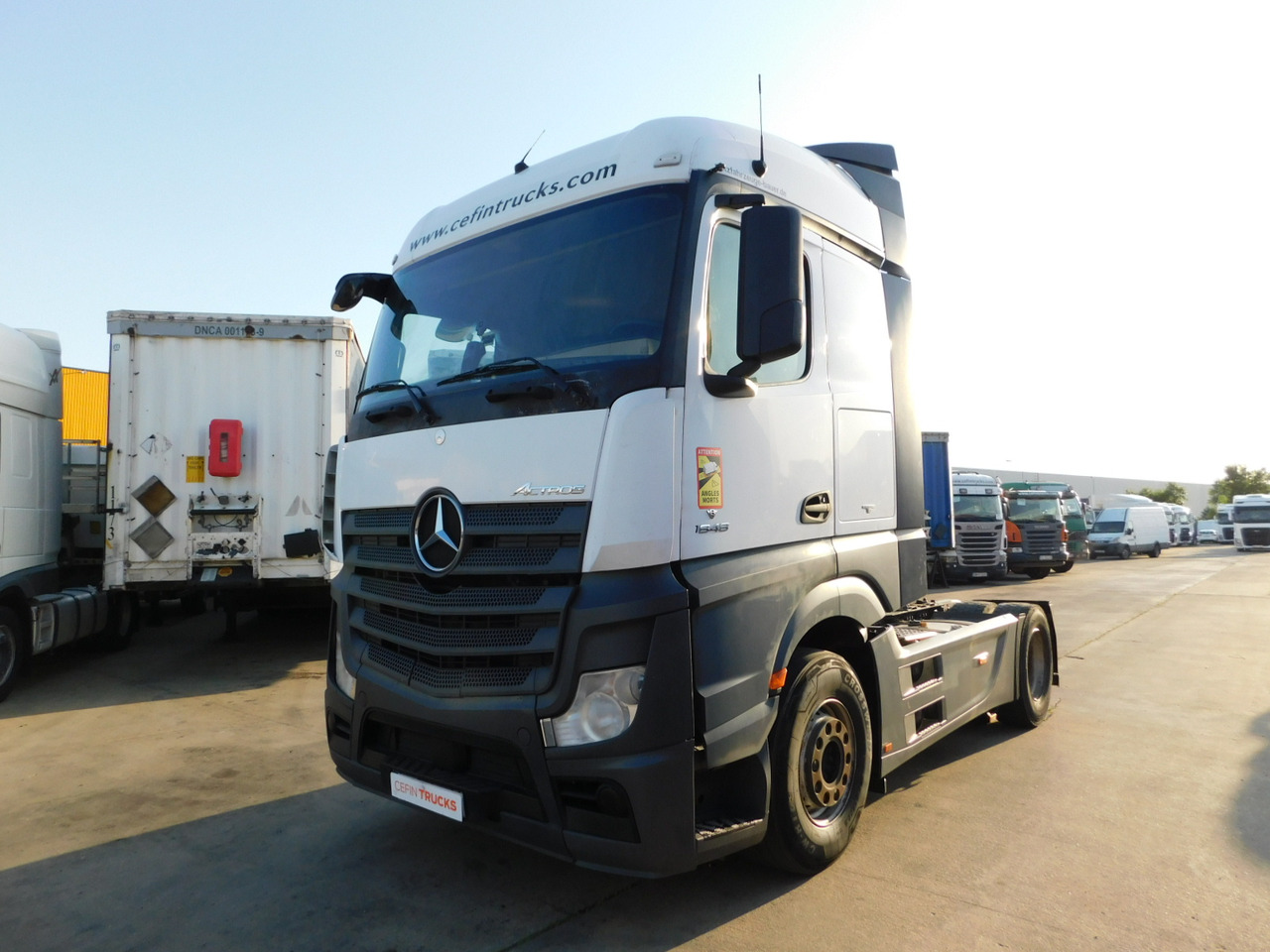 Mercedes Actros - شاحنة جرار: صور 1 Mercedes Actros - شاحنة جرار: صور 1